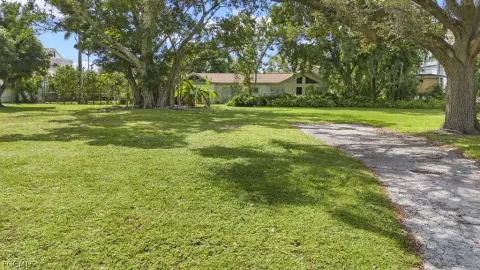 Large Homesite in Fort Myers