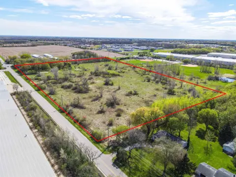 Prime Land in Growing Area