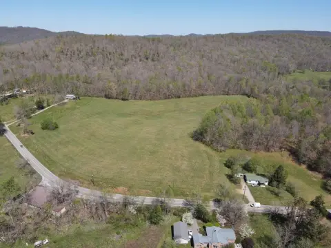 44.18 Acres in Pall Mall