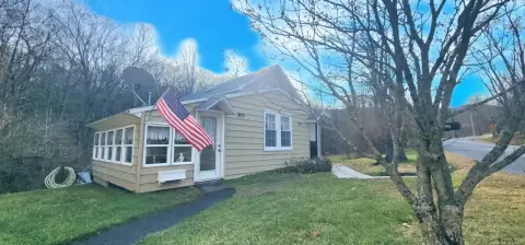 Cornwallville Farmhouse Near Windham Mountain