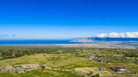Agricultural Estate Land with Building Sites