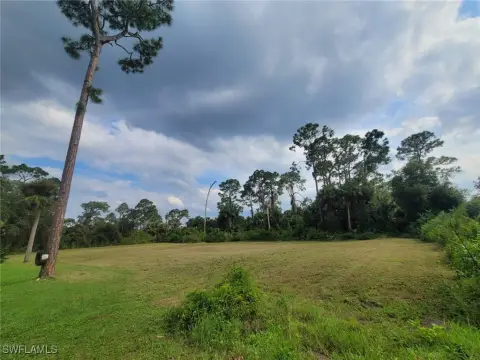 Residential Lot in Lehigh Acres