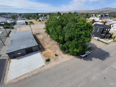 Building Lot with Approved Permit