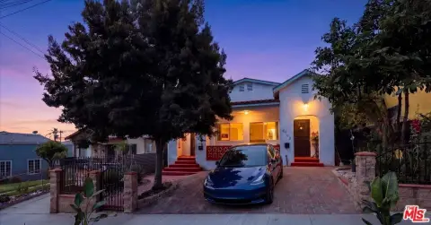 Renovated Duplex in Boyle Heights