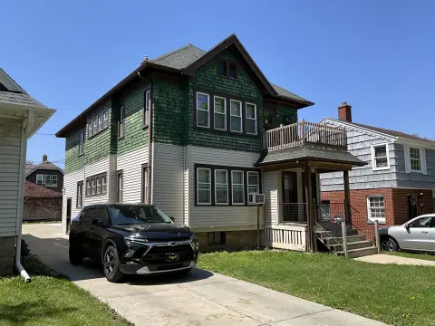 Classic Duplex in Strong Rental Area