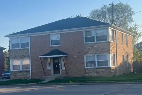 Milwaukee Apartment Building For Sale