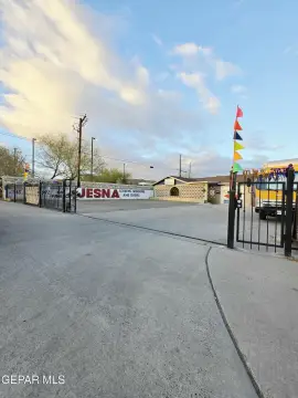 El Paso Commercial Property