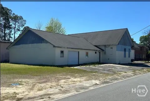Retail and Office Storage Building