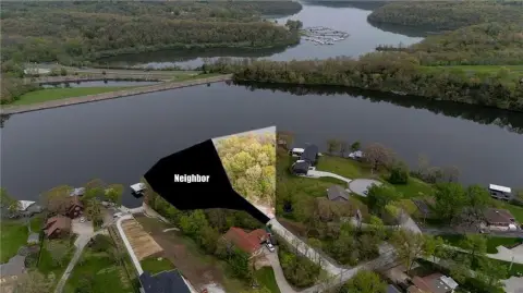 Waterfront Acreage on Prairie Lee