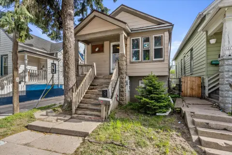 Three-Unit Property in Milwaukee, WI