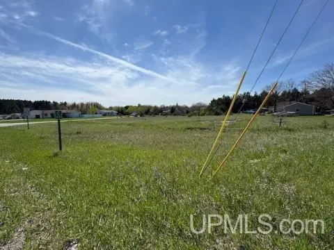 Escanaba Buildable Residential Lot