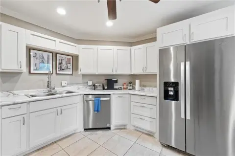 Two-Unit Duplex with Private Laundry Areas