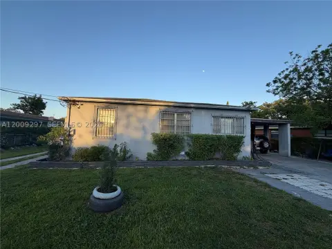 Duplex with Additional Income Unit