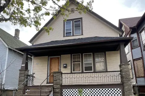 Milwaukee Bungalow with Cash Flow