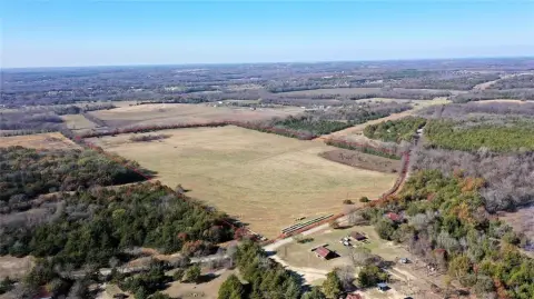 Expansive Land Tract in Whitewright
