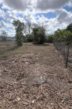 Land in Sebring, Florida