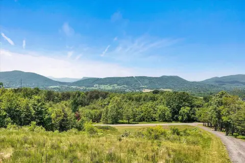 Roanoke Land with Mountain Views