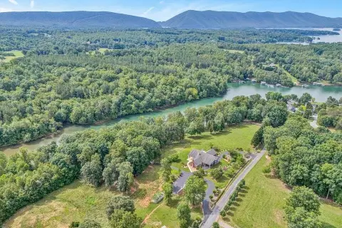 Huddleston, VA Land Parcel