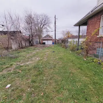 Residential Vacant Lot in Chicago