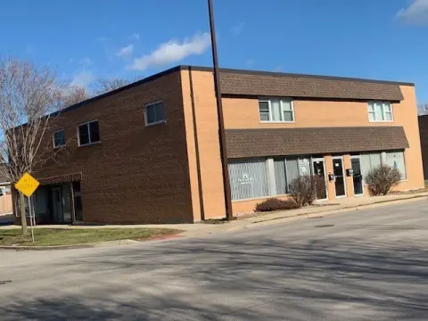 Lombard Commercial Space For Rent