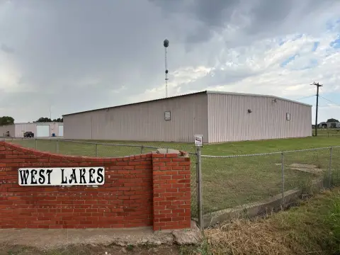 Commercial Building on Highway 64
