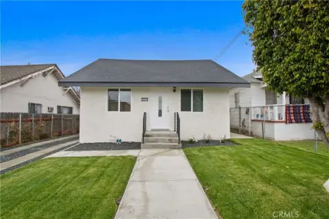 Duplex with Separate ADU