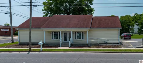 Turnkey Salon with Corner Lot