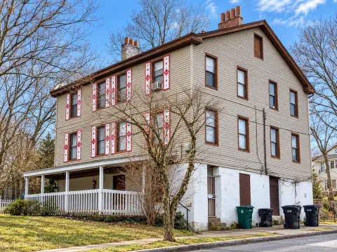 Corner-Lot Four-Unit Quadplex