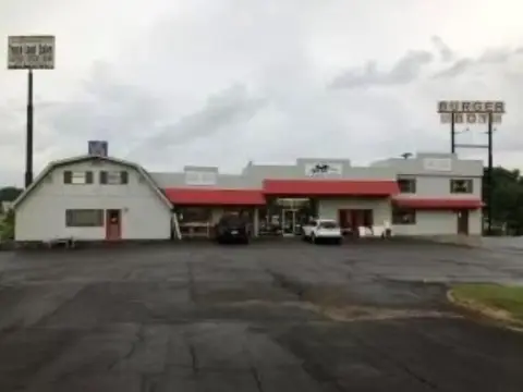 Retail Space in Russellville, AR