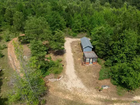 Secluded 16-Acre Linden Property