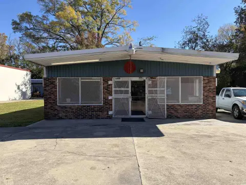 Established Retail Space in Marion