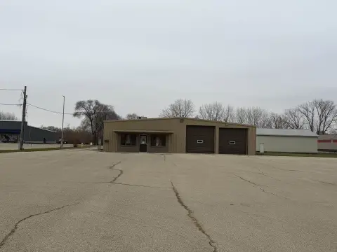 Flexible Office-Warehouse Property