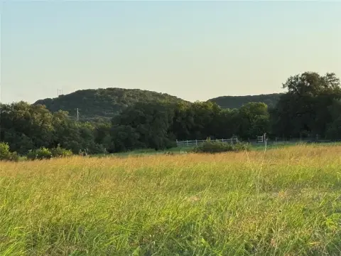 Tranquil Land in Meridian, TX