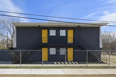 Renovated Quadplex in Historic Southside