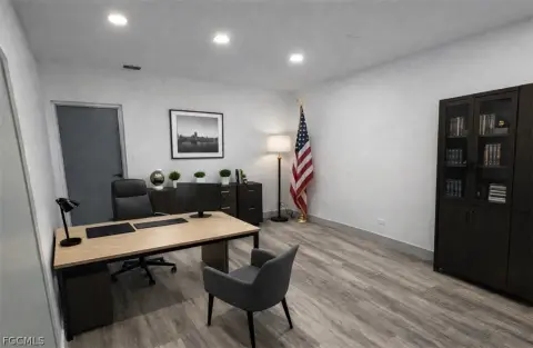 Executive Offices in Cape Coral
