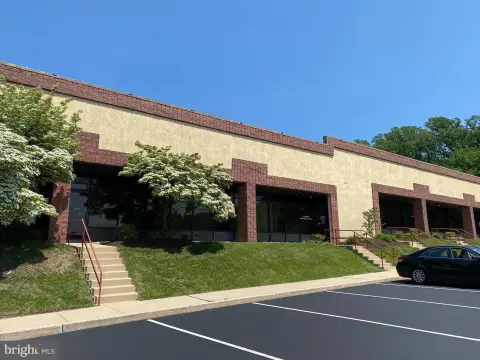 Flex Warehouse Office Suite
