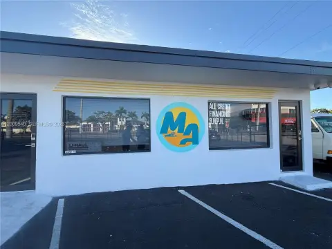 Hollywood Automotive Facility For Sale