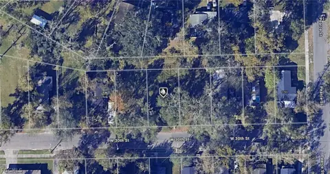 Land in Jacksonville, Florida