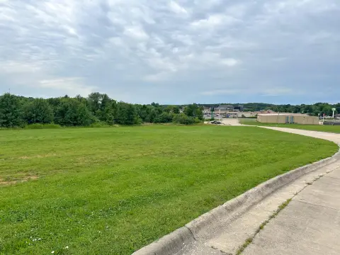 Commercial Land on Missouri Avenue