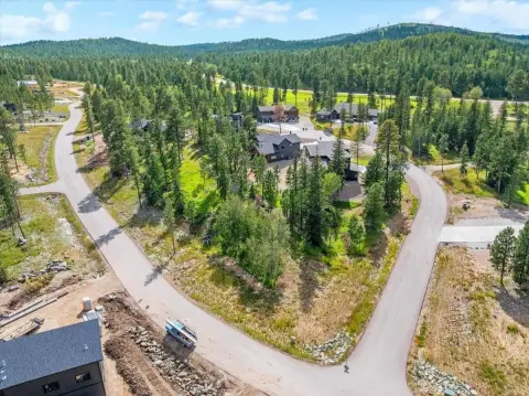 Residential Lot in Trailside Addition