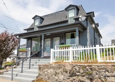 Spokane Duplex Near Kendall Yards