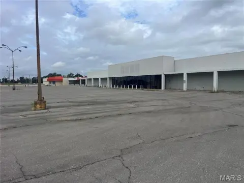 Interstate-Access Commercial Land