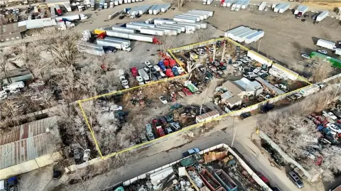 Fenced Flex Space With Shop
