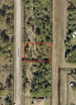 Residential Land in Palm Bay