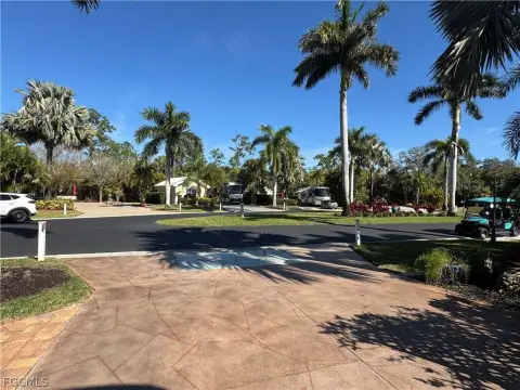 RiverBend Motorcoach Resort Oasis