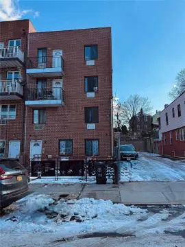 Multifamily Building with Separate Utilities