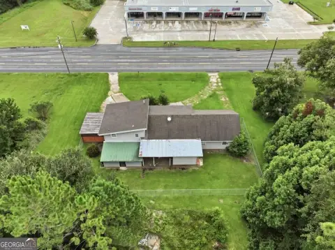 Commercial Land With Existing Structure