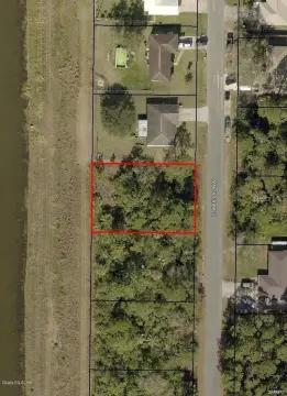 Residential Land in Palm Bay
