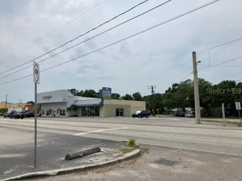 Retail/Office Site in Tampa