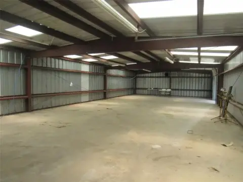 Denison Warehouse Space Available